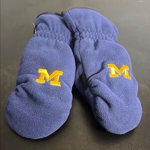 Logofit Michigan Wolverines Chalet Mittens‎ Size S/M